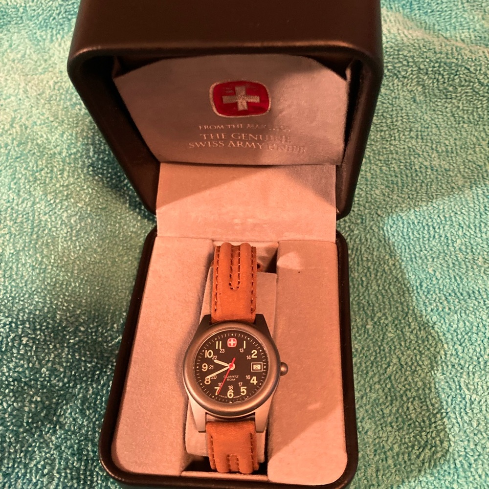 Vintage Women’s Marlboro Swiss Army Watch